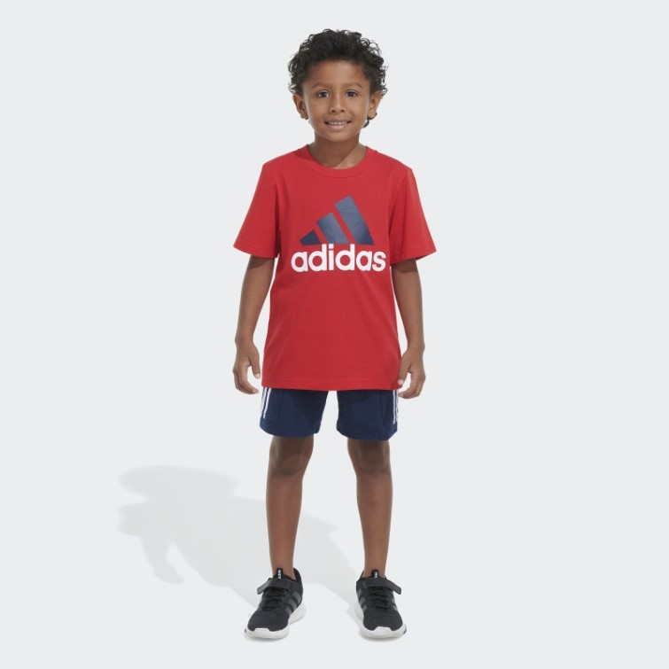 Ensemble T-shirt écarlate Et Short Cargo Adidas