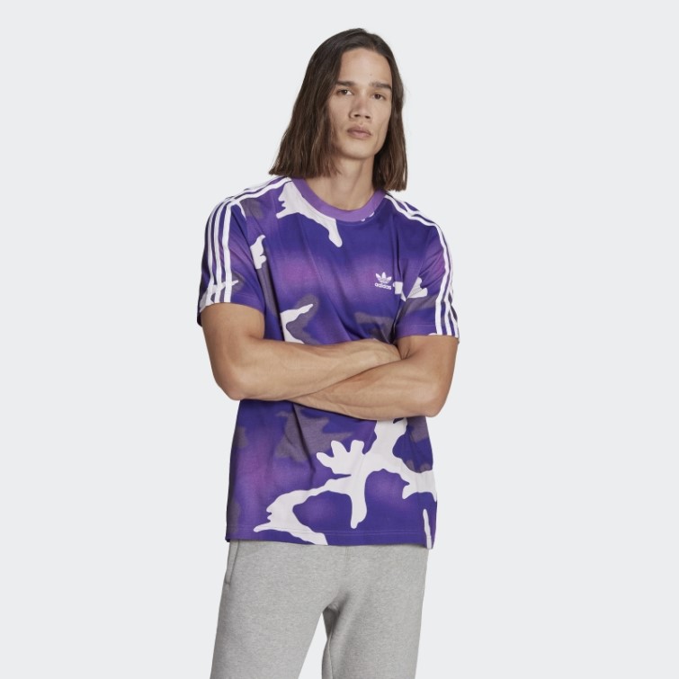 T-shirt Violet Imprimé Camouflage Graphique Adidas Sur L'ensemble