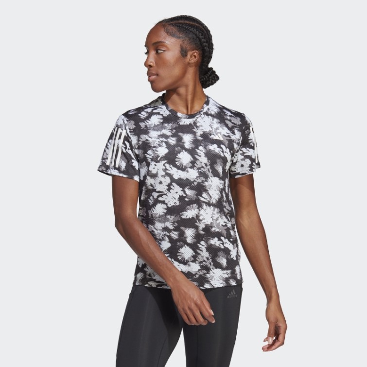 Adidas Possède Le T-shirt De Course Cooler D'été Gris