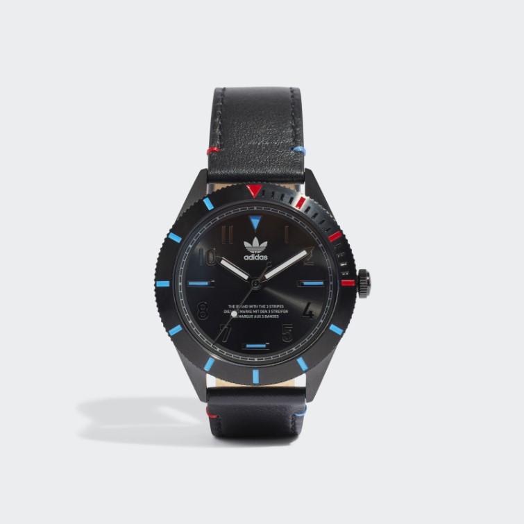 Montre Adidas édition Trois Noire