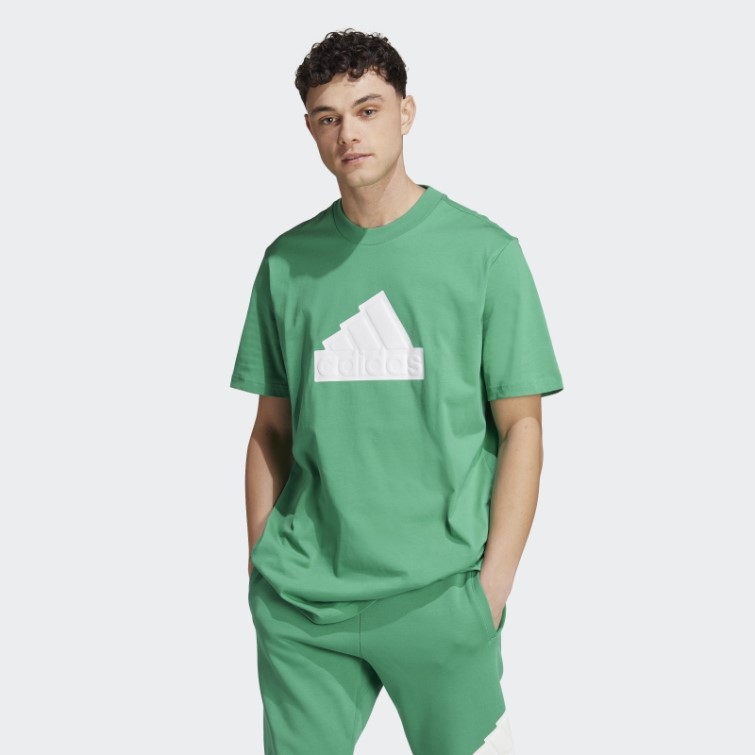 Future Icônes Badge Of Sport T-shirt Court Vert Adidas