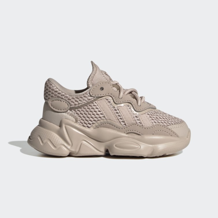 Chaussures Adidas Ozweego Taupe