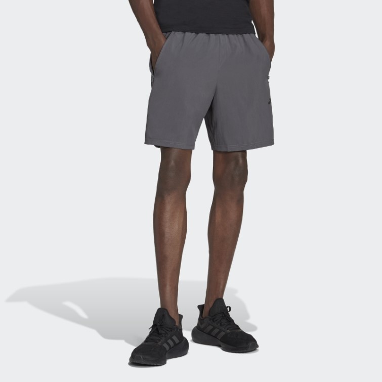 Short D'entraînement Tissé Adidas Train Essentials Gris