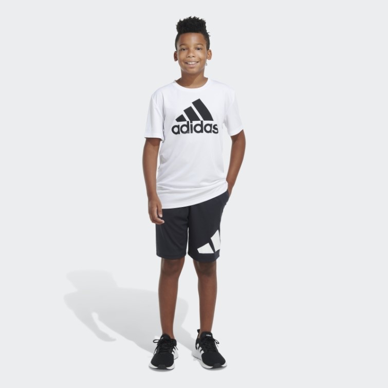 Adidas Short Logo Sur Le Côté Adidas Noir