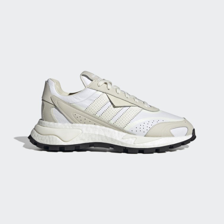 Chaussure Adidas Retropy P9 Blanche